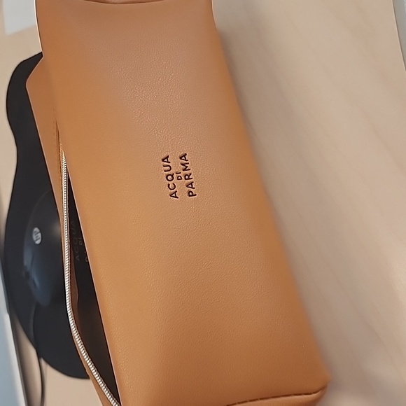 🌸Host Pick🌸 New Acqua Di Parma Cosmetic Bag - Picture 6 of 6